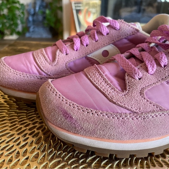 Saucony trainers - Picture 5 of 8